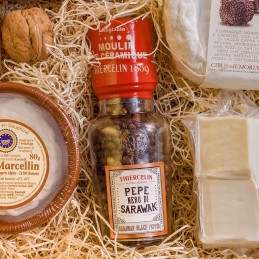 pepe nero Sarawak Thiercelin in macinino cassetta natale