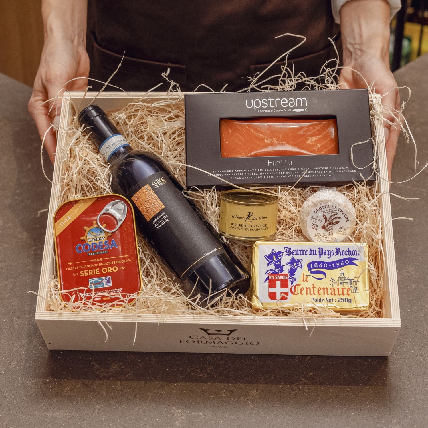 cassetta legno pacco natale gourmet casa del formaggio parma