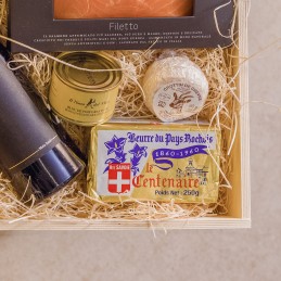 cassetta legno pacco natale gourmet casa del formaggio parma burro francese crottin