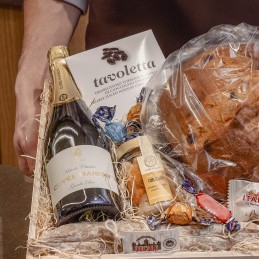 cassetta legno pacco di natale parma torrone scaldaferro cuvee maison garda metodo classico