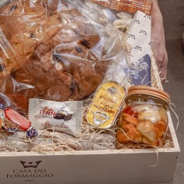 cassetta legno pacco di natale parma rizzoli piccanti acciughe giardiniera morgan panettone filippi