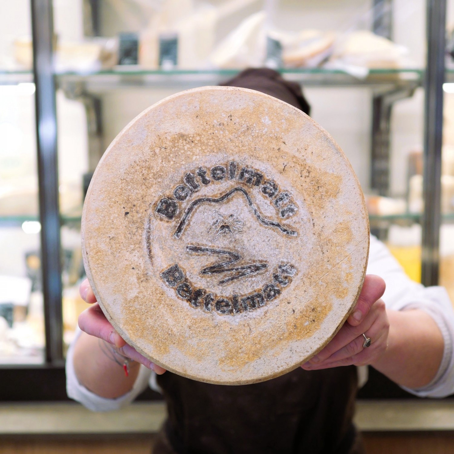 bettelmatt forma in mano