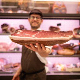 speck alto adige trancio in mano - cdf