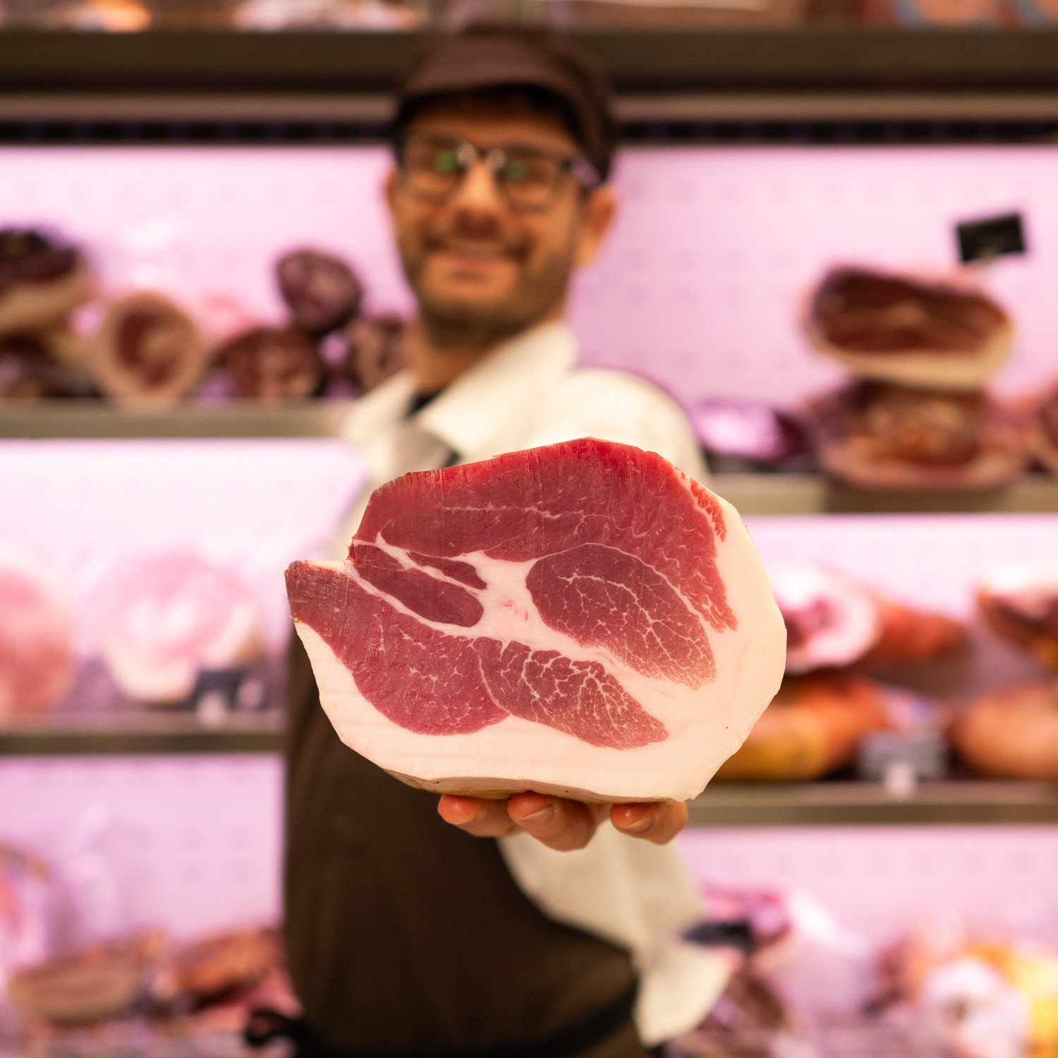 Culatta riserva 20/24 mesi in mano