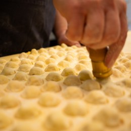 anolini stampo a mano